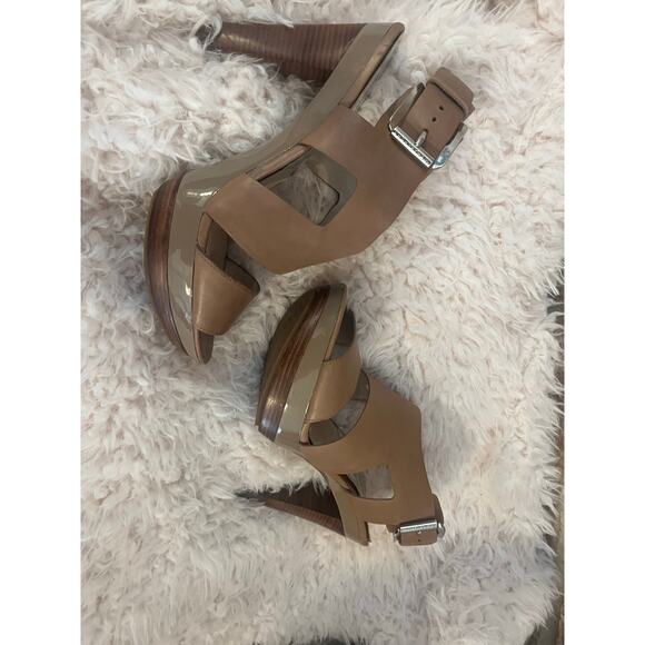 MICHAEL Michael Kors Carla Leather Platform Sandal in a taupe or nude color. - Picture 3 of 5